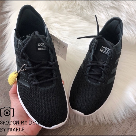 SIZE 8.5 Adidas Women's QT Flex Shoes - Picture 3 of 8